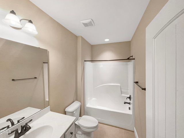 39 Barrowby Drive, Clayton, NC 27527