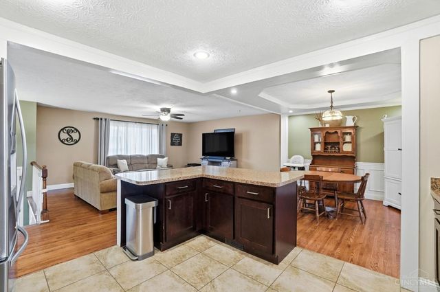 804 Victoria Drive, Franklin, OH 45005