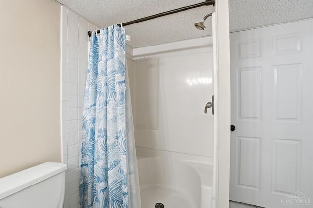 804 Victoria Drive, Franklin, OH 45005
