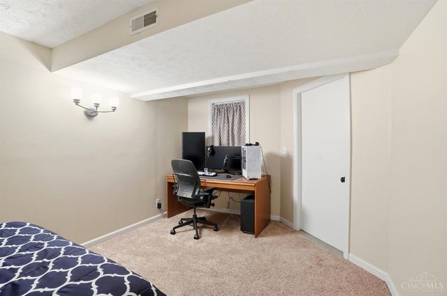 804 Victoria Drive, Franklin, OH 45005