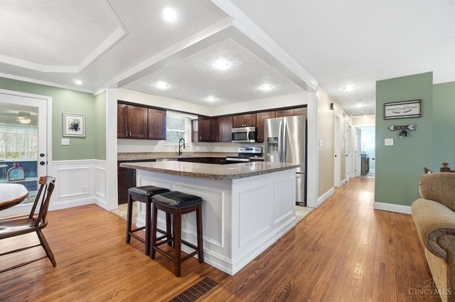 804 Victoria Drive, Franklin, OH 45005