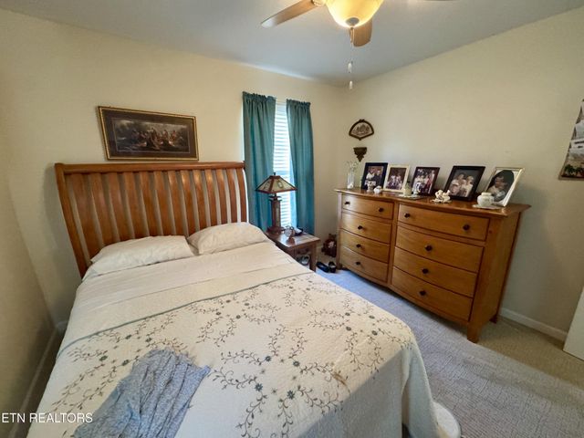 203 Simmons Rd, Loudon, TN 37774