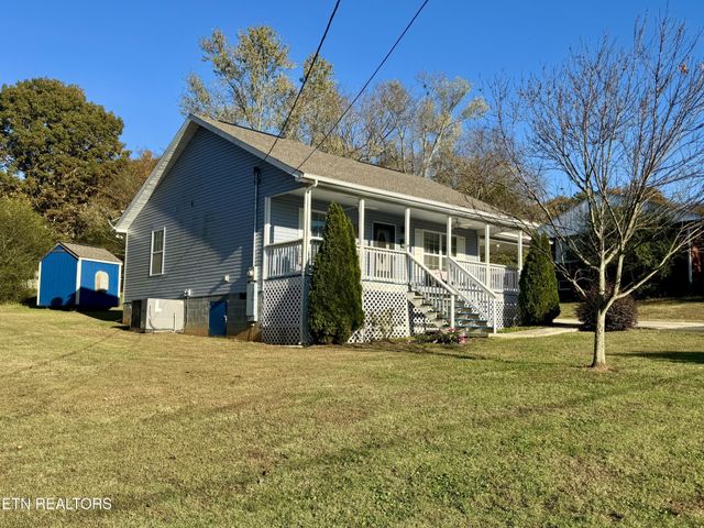 203 Simmons Rd, Loudon, TN 37774