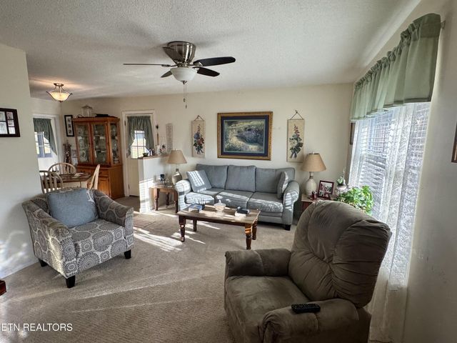 203 Simmons Rd, Loudon, TN 37774