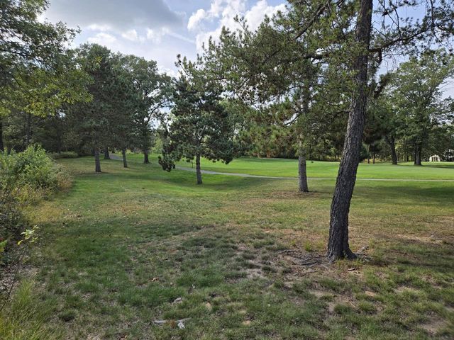 491 St Andrews Trail, Nekoosa, WI 54457