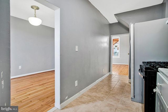 5204 IVANHOE AVE, Baltimore, MD 21212