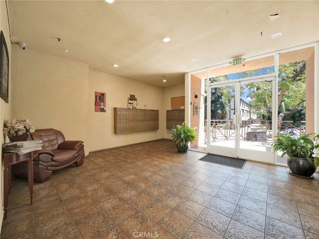 1131 Campbell St 233, Glendale, CA 91207