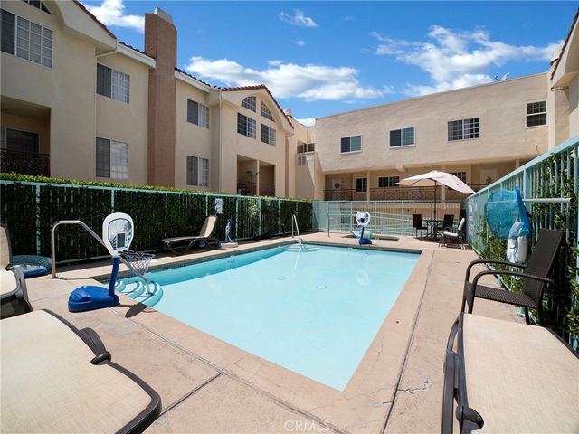 1131 Campbell St 233, Glendale, CA 91207