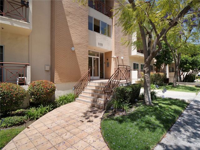 1131 Campbell St 233, Glendale, CA 91207
