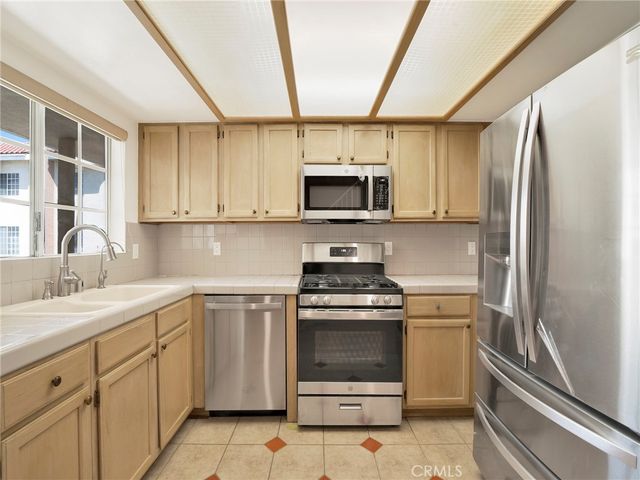 1131 Campbell St 233, Glendale, CA 91207