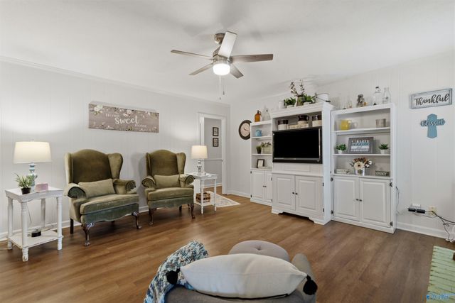 1204 Garth Avenue SW, Decatur, AL 35601