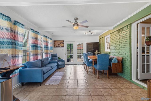 1204 Garth Avenue SW, Decatur, AL 35601