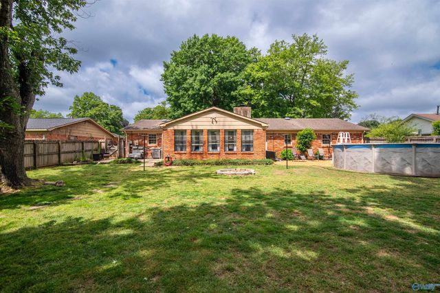 1204 Garth Avenue SW, Decatur, AL 35601