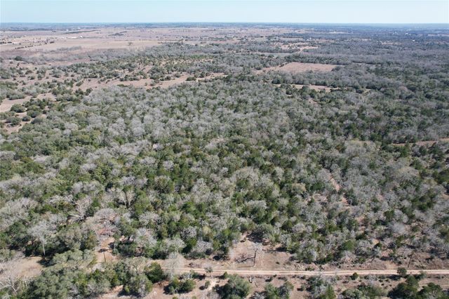 2551 Jurecka Road, Fayetteville, TX 78940