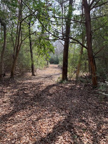 2551 Jurecka Road, Fayetteville, TX 78940