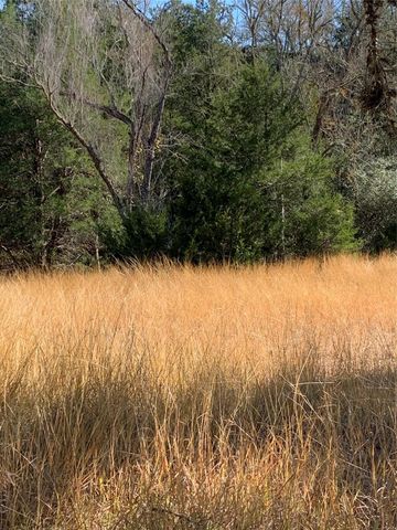 2551 Jurecka Road, Fayetteville, TX 78940