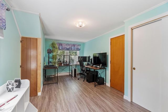 430 Williams Rd, Fitchburg, MA 01420