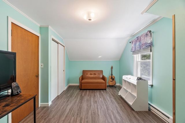 430 Williams Rd, Fitchburg, MA 01420