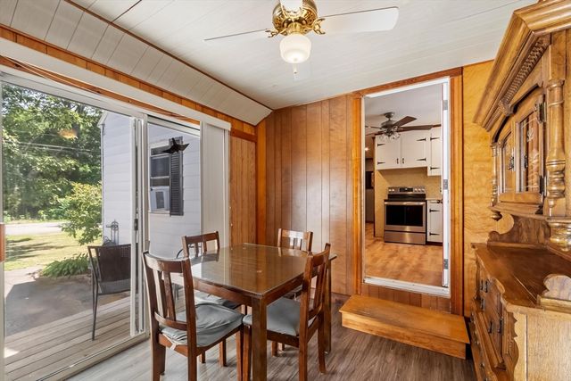 430 Williams Rd, Fitchburg, MA 01420