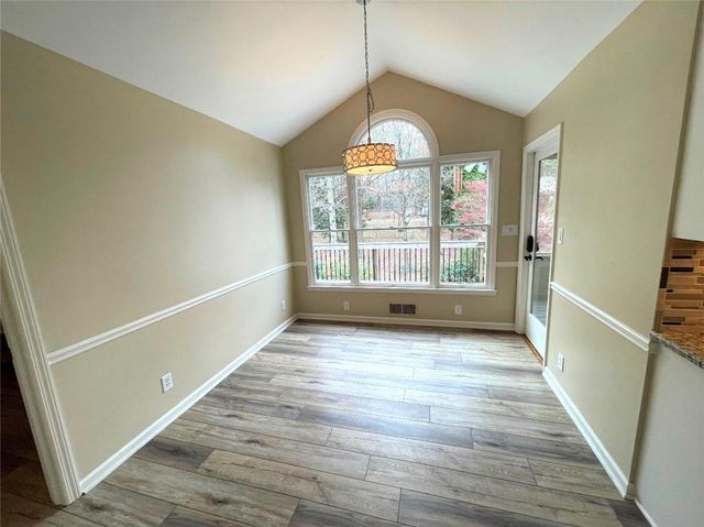 1150 Falstaff Drive, Roswell, GA 30076