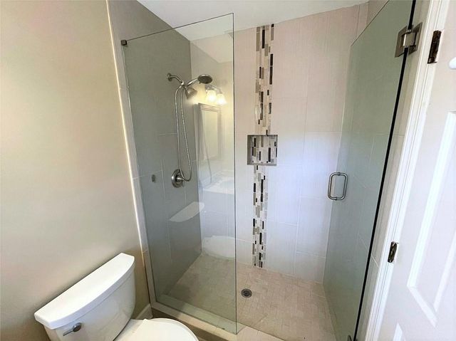 1150 Falstaff Drive, Roswell, GA 30076