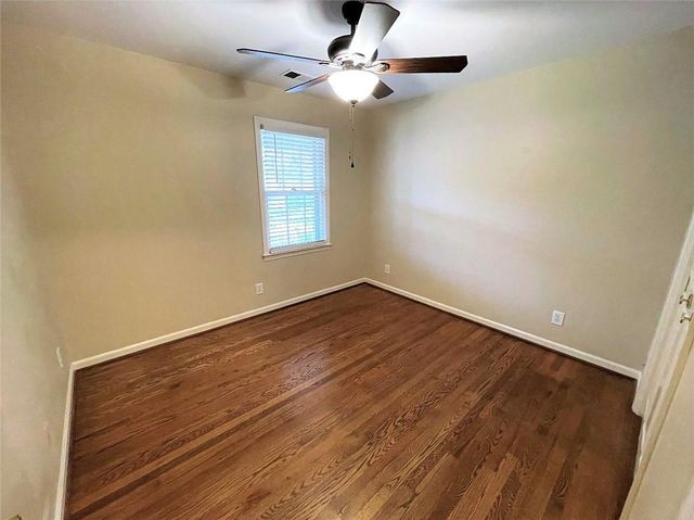 1150 Falstaff Drive, Roswell, GA 30076