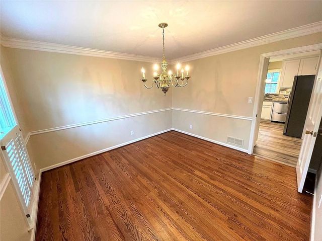 1150 Falstaff Drive, Roswell, GA 30076