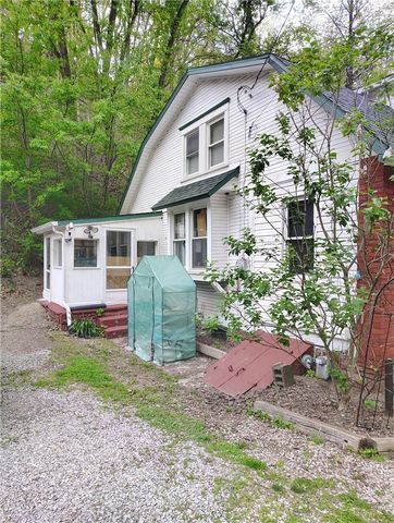 450 Coal Hollow Rd, Verona, PA 15147