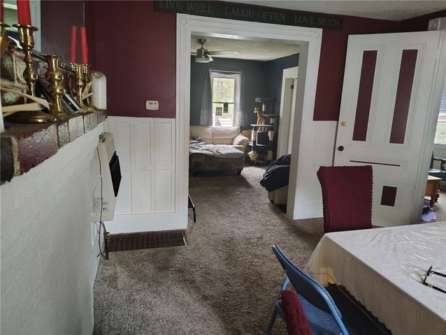 450 Coal Hollow Rd, Verona, PA 15147