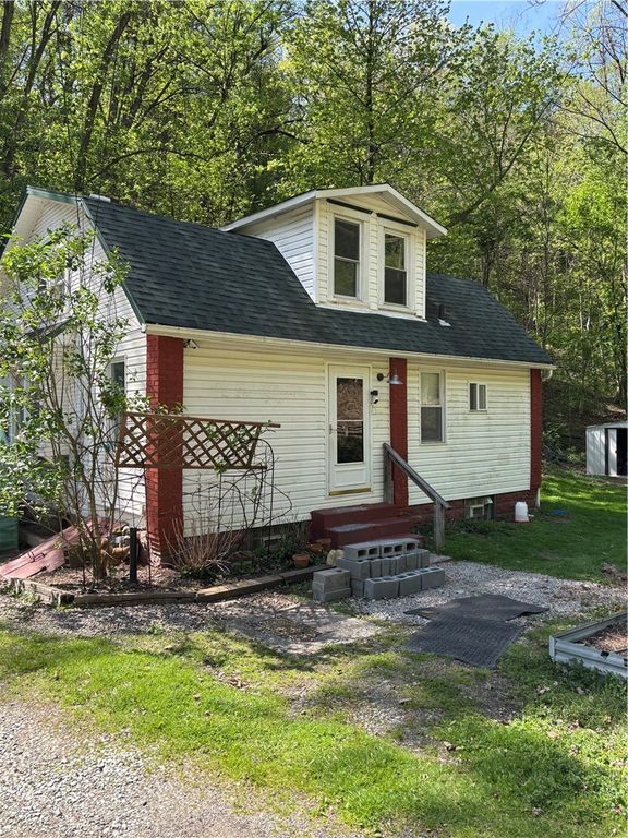 450 Coal Hollow Rd, Verona, PA 15147