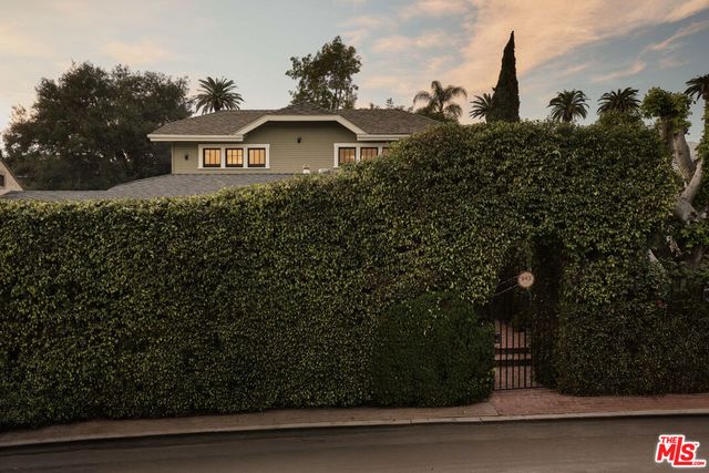 943 Venango Avenue, Los Angeles, CA 90029