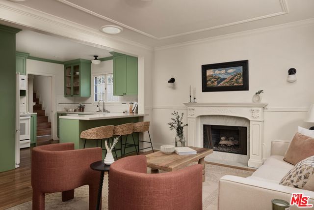 943 Venango Avenue, Los Angeles, CA 90029