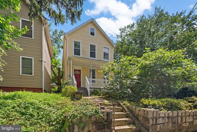 4035 GRANT ST NE, Washington, DC 20019