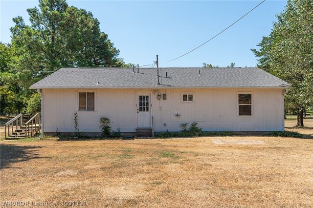 3409 Zion Road, Van Buren, AR 72956