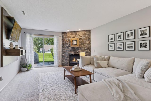 1675 Brueberry Lane, Arden Hills, MN 55112