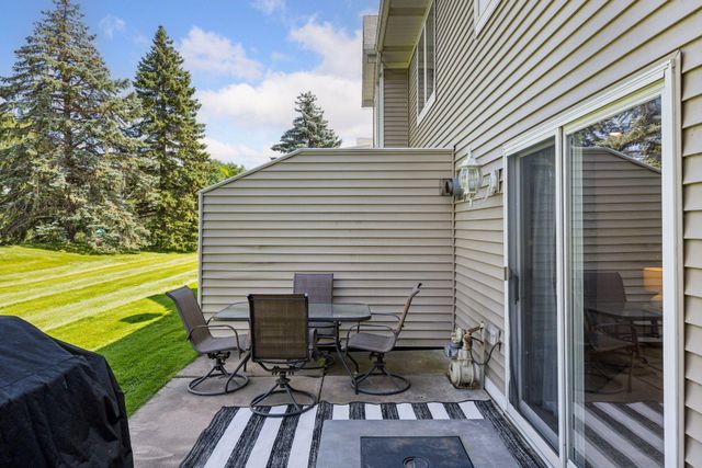 1675 Brueberry Lane, Arden Hills, MN 55112