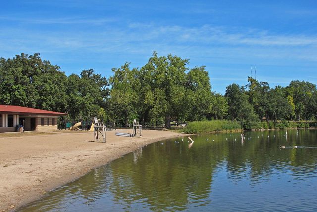 1675 Brueberry Lane, Arden Hills, MN 55112