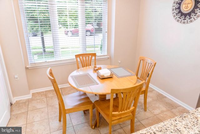 5 STEWART CT, Jackson, NJ 08527