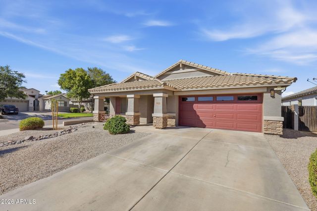 38528 N DAVE Street, San Tan Valley, AZ 85140