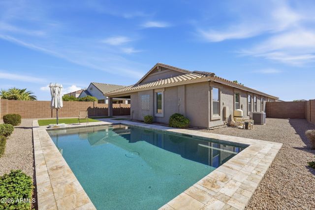 38528 N DAVE Street, San Tan Valley, AZ 85140
