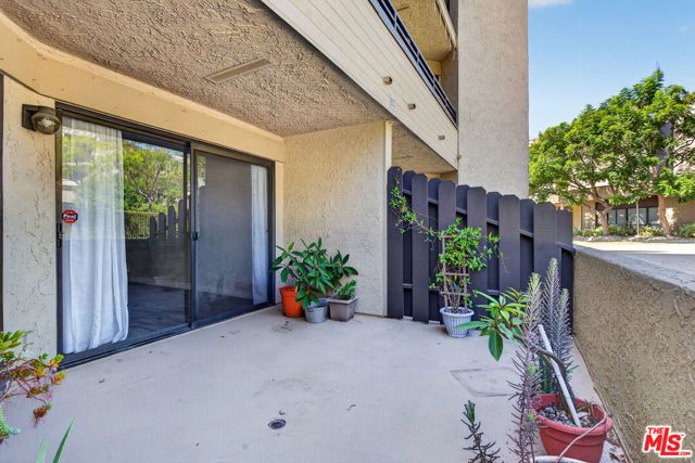 4589 Via Marisol 163, Los Angeles, CA 90042