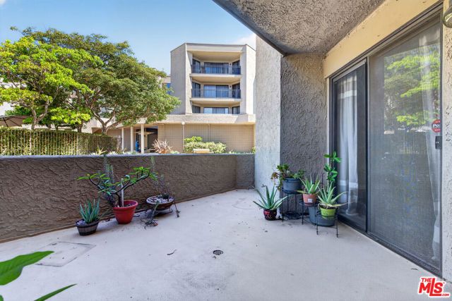 4589 Via Marisol 163, Los Angeles, CA 90042