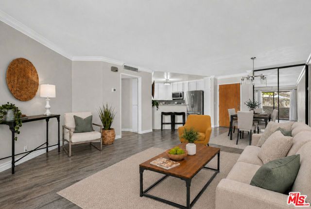 4589 Via Marisol 163, Los Angeles, CA 90042