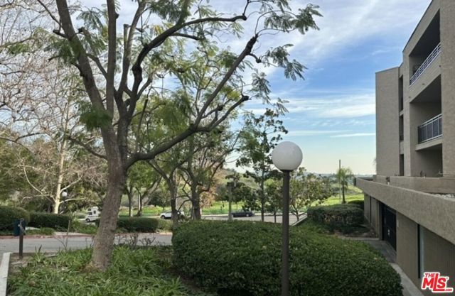 4589 Via Marisol 163, Los Angeles, CA 90042