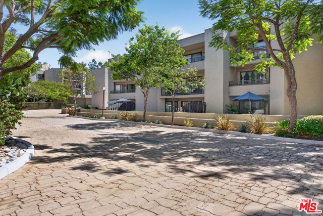 4589 Via Marisol 163, Los Angeles, CA 90042