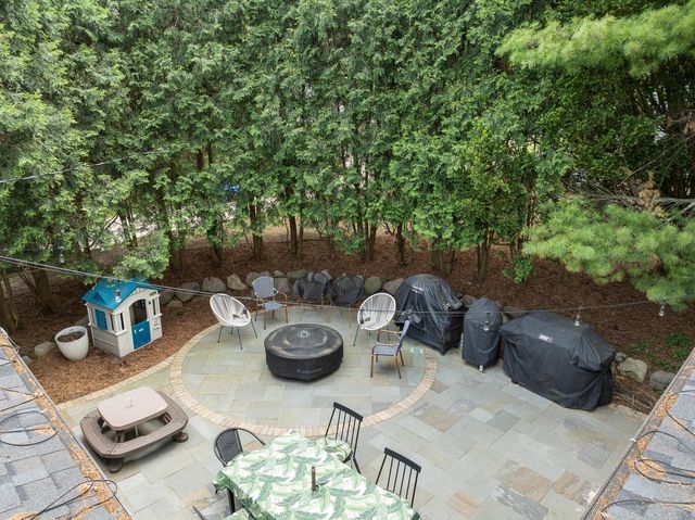 860 Trails End DRIVE, Fontana, WI 53125