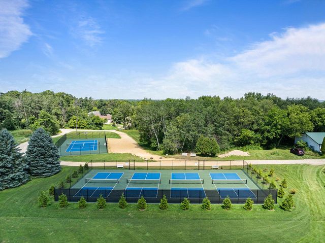 860 Trails End DRIVE, Fontana, WI 53125