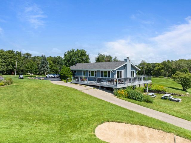 860 Trails End DRIVE, Fontana, WI 53125