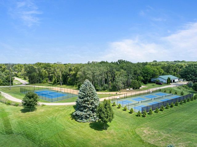 860 Trails End DRIVE, Fontana, WI 53125
