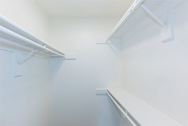 7621 Mccallum Boulevard 210, Dallas, TX 75252